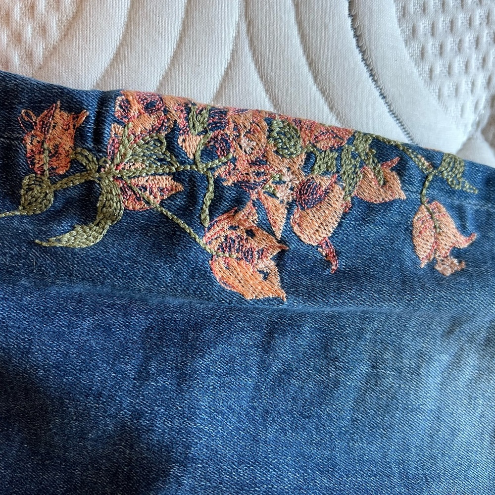 Jen7 embroidered jeans sz 16